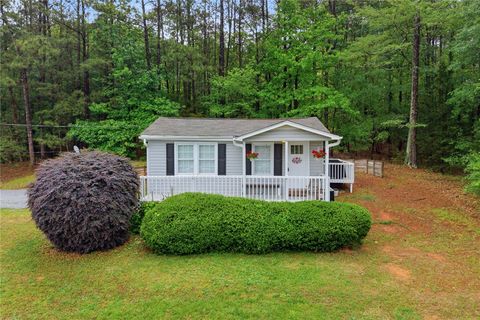 Photo of 111 Snowden Lane, Anderson, SC 29626 (MLS # 20300699)
