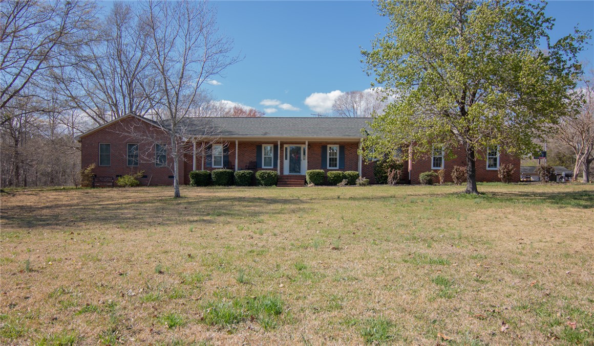 202 Center Pointe Road, Belton, South Carolina image 1
