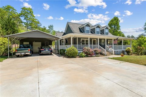 Photo of 189 Little Choestoea Road, Westminster, SC 29693 (MLS # 20300292)