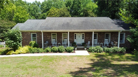 Photo of 639 Sulphur Springs Road, Greenville, SC 29617 (MLS # 20302703)