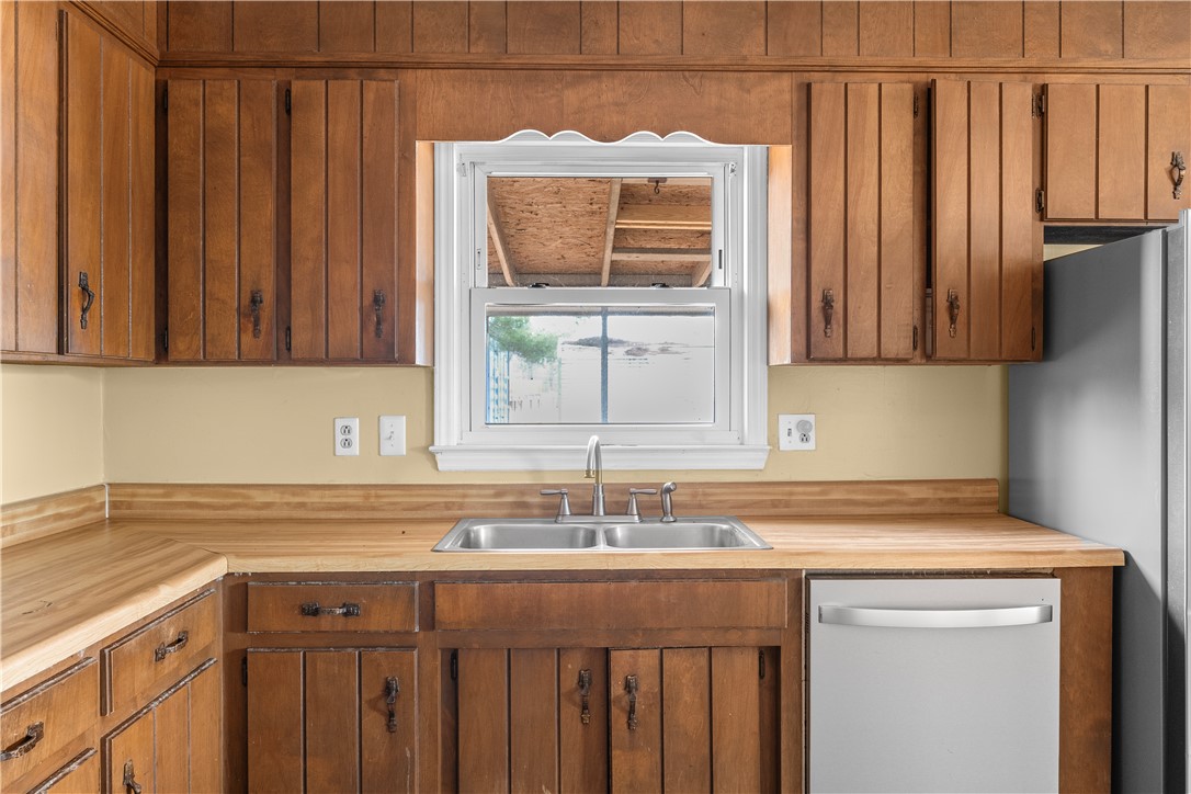 Boiling Springs, South Carolina 29316, United States, 4 Bedrooms Bedrooms, ,2 BathroomsBathrooms,Residential,Active,9745