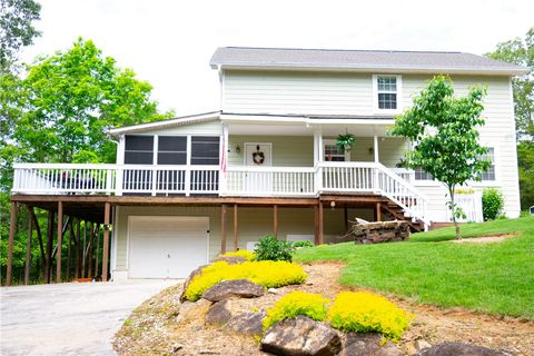 Photo of 608 McKinney Way, Westminster, SC 29693 (MLS # 20301797)