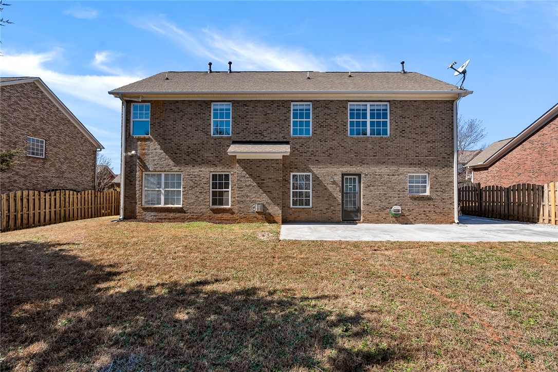 Anderson, South Carolina 29621, United States, 5 Bedrooms Bedrooms, ,3 BathroomsBathrooms,Residential,Pending,80923