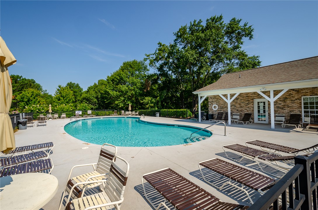 Anderson, South Carolina 29621, United States, 5 Bedrooms Bedrooms, ,3 BathroomsBathrooms,Residential,Pending,80923