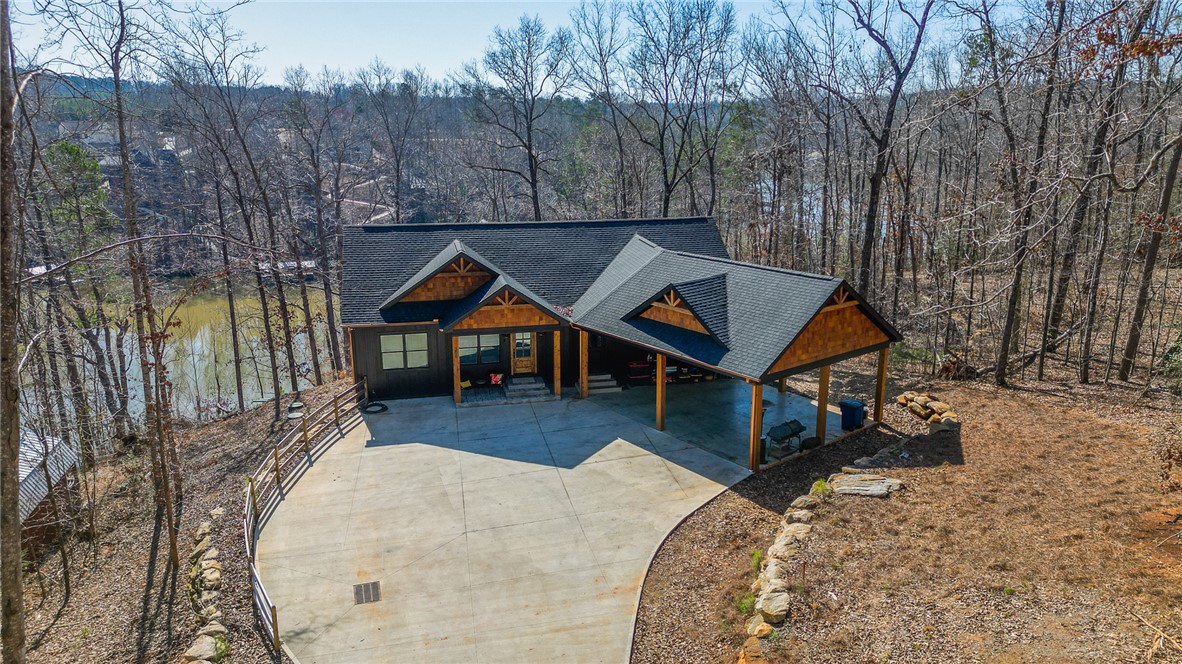 306 Bridgeport Drive, West Union, South Carolina image 1