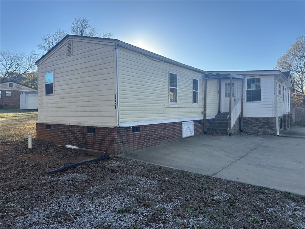 137 N Charles Drive, Greenville, South Carolina image 4