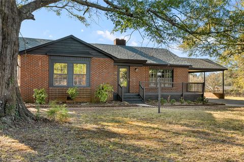 Photo of 1010 Bern Circle, Anderson, SC 29626 (MLS # 20296298)