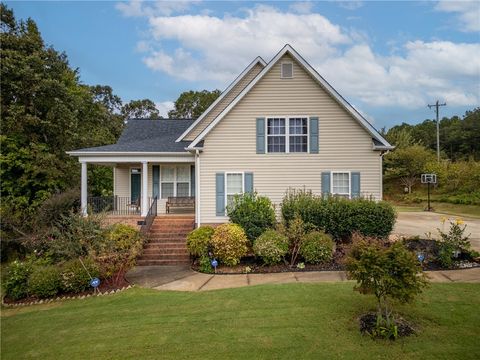 Photo of 102 Brookstone Way, Central, SC 29630 (MLS # 20293228) Photo of 102 Brookstone Way, Central, SC 29630 (MLS # 20293228)