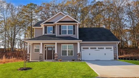 Photo of 207 Durness Court, Anderson, SC 29621 (MLS # 20295570)