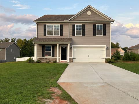 Homes For Rent - 140 Sunny Point Loop<br/> Central, SC 29630