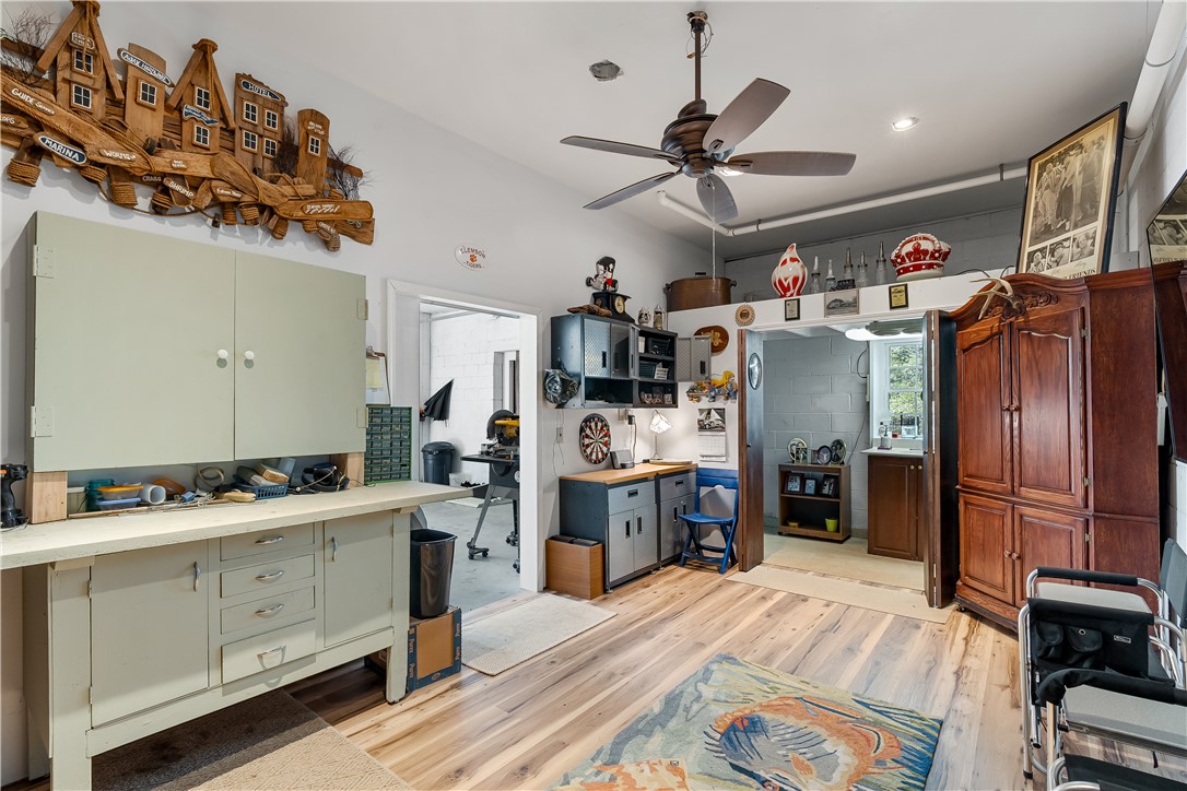 246 E Waters Edge Lane, West Union, South Carolina image 39