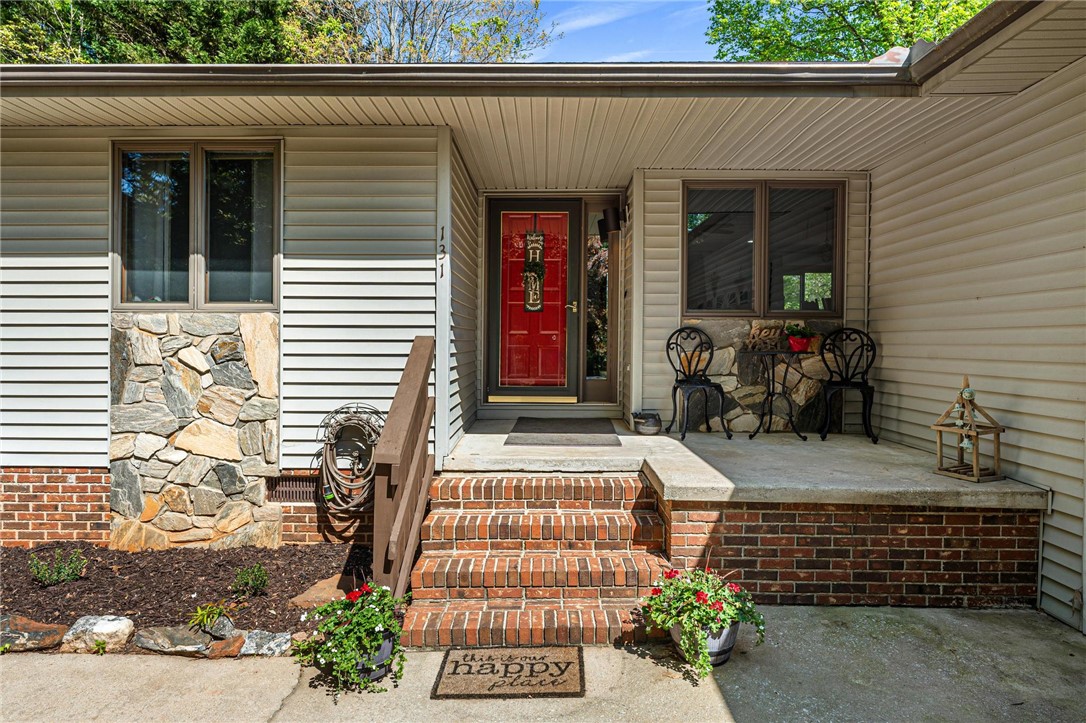 131 Player Lane, Westminster, South Carolina image 2