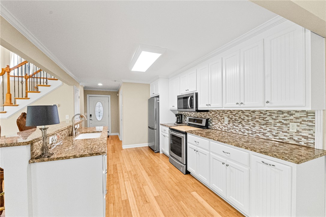 Clemson, South Carolina, 29631, United States, 4 Bedrooms Bedrooms, ,4 BathroomsBathrooms,Residential,Active,2041777