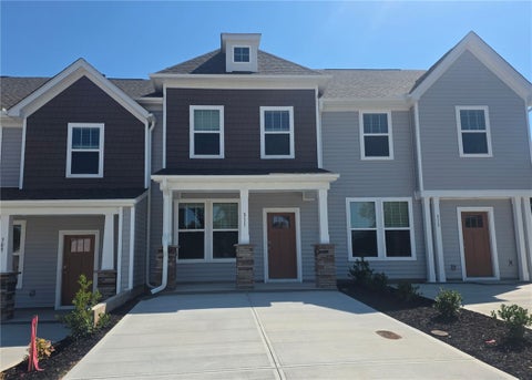 Townhouse For Sale - 311 Speyside Lane<br/> Anderson, SC 29621