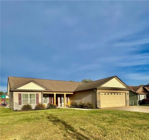 Photo of 263 Doris Ann Court, Wellford, SC 29385 (MLS # 20293984) Photo of 263 Doris Ann Court, Wellford, SC 29385 (MLS # 20293984)