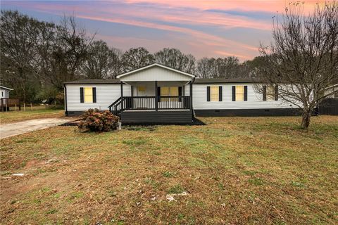 Homes For Sale - 1635 Anderson Ridge Road<br/> Simpsonville, SC 29681