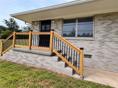 Photo of 127 Lin Ollie Lane, Westminster, SC 29693 (MLS # 20306143)