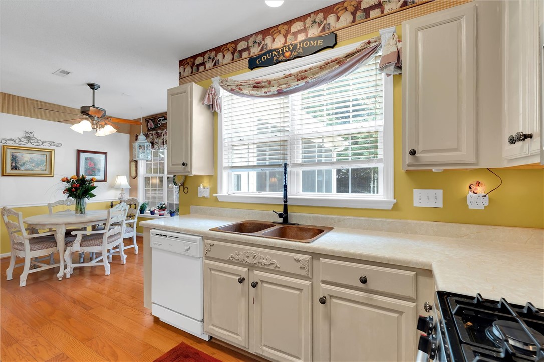 532 Cardinal Woods Way, Easley, South Carolina image 16