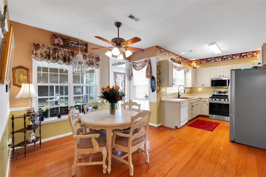 532 Cardinal Woods Way, Easley, South Carolina image 10