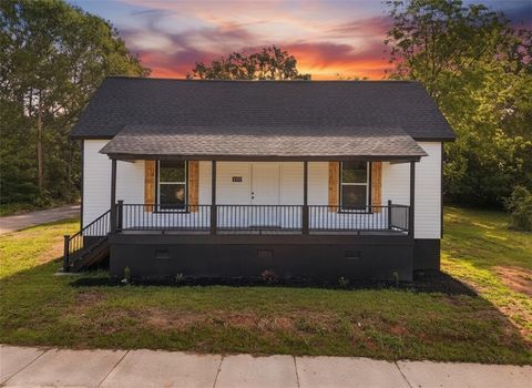 Photo of 204 Kay Street, Honea Path, SC 29654 (MLS # 20301283)