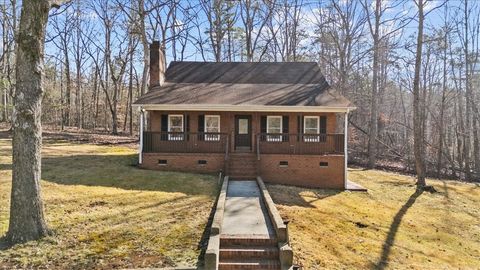 Photo of 655 Ambler School Road, Pickens, SC 29671 (MLS # 20295460)