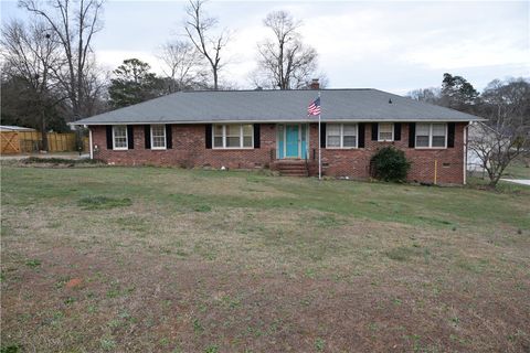 Photo of 109 Pine Tree Lane, Anderson, SC 29625 (MLS # 20296369)