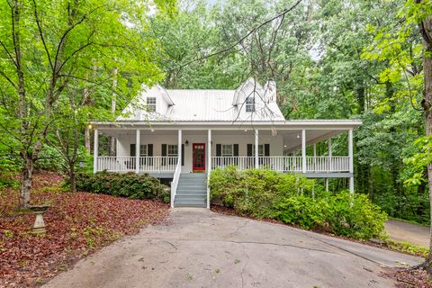 Photo of 110 Woodcliff Road, Westminster, SC 29693 (MLS # 20302009)