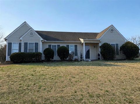 Photo of 110 Wyndham Drive Drive, Pendleton, SC 29670 (MLS # 20297889)