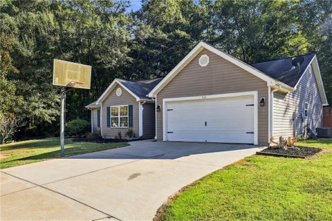 Photo of 331 Monti Drive, Anderson, SC 29625 (MLS # 20306503)