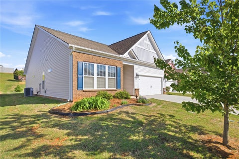 Photo of 606 Fern Hollow Trail, Anderson, SC 29621 (MLS # 20305823)