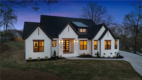 Photo of 118 Mount Vernon Circle Circle, Greer, SC 29651 (MLS # 20299381)