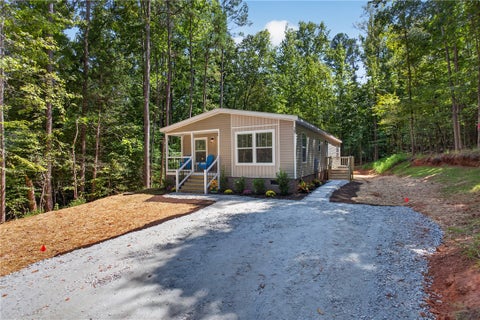 Photo of 107 Marietta Drive, Westminster, SC 29693 (MLS # 20305817)