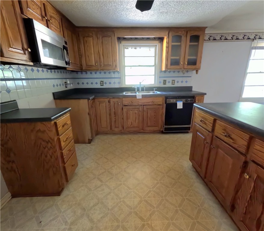 Anderson, South Carolina 29626, United States, 2 Bedrooms Bedrooms, ,2 BathroomsBathrooms,Residential,Active,236690