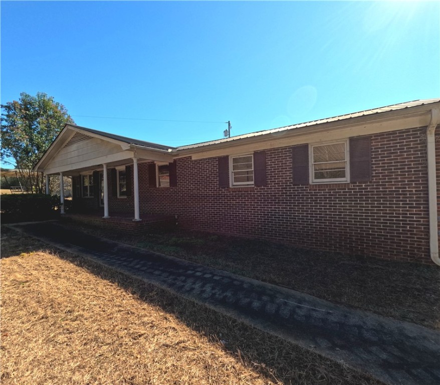 Anderson, South Carolina 29626, United States, 2 Bedrooms Bedrooms, ,2 BathroomsBathrooms,Residential,Active,236690