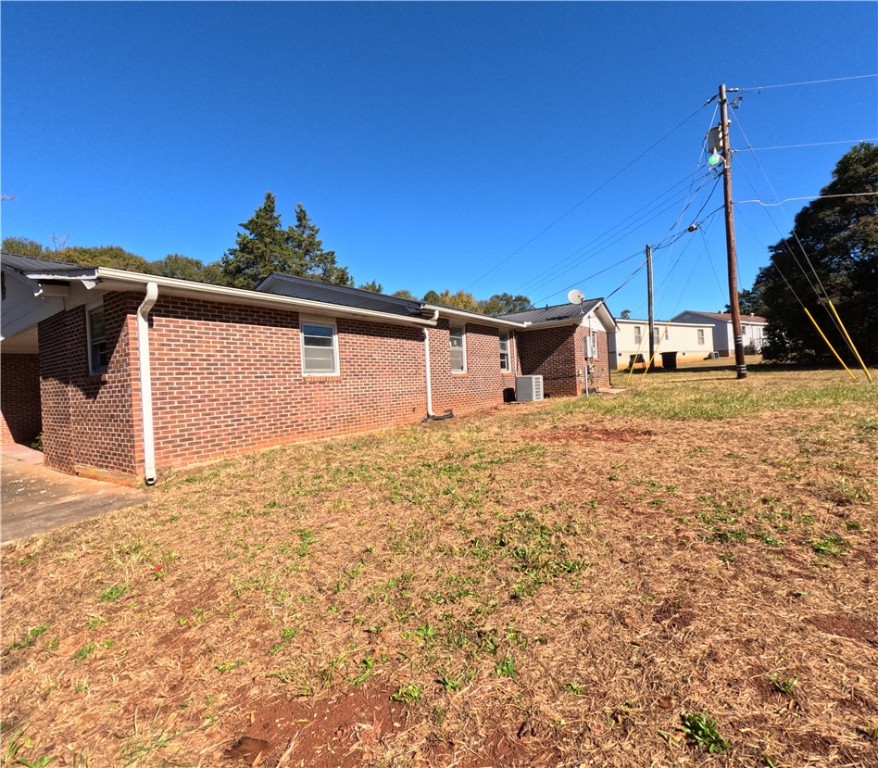 Anderson, South Carolina 29626, United States, 2 Bedrooms Bedrooms, ,2 BathroomsBathrooms,Residential,Active,236690