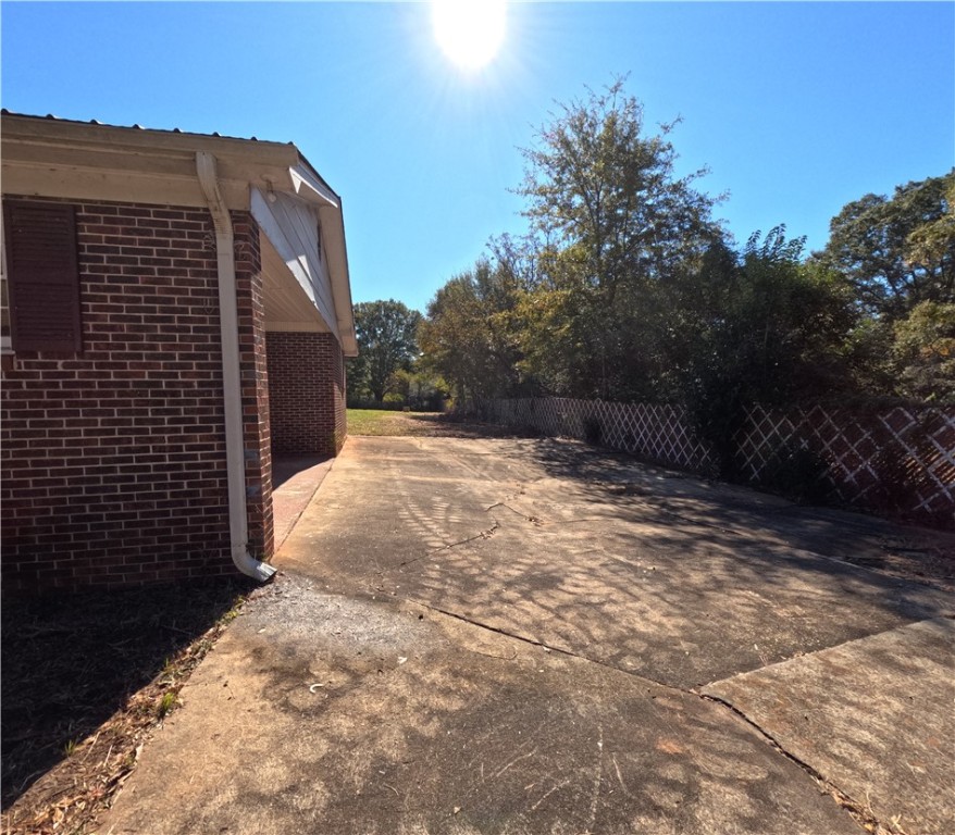 Anderson, South Carolina 29626, United States, 2 Bedrooms Bedrooms, ,2 BathroomsBathrooms,Residential,Active,236690