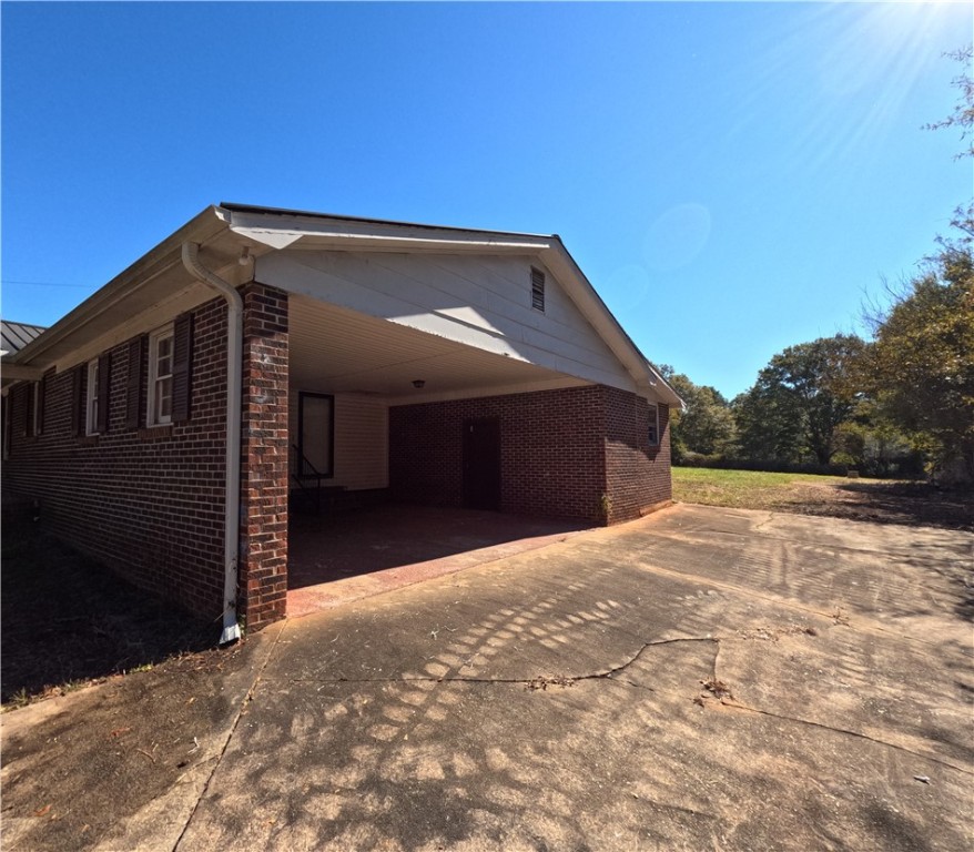 Anderson, South Carolina 29626, United States, 2 Bedrooms Bedrooms, ,2 BathroomsBathrooms,Residential,Active,236690