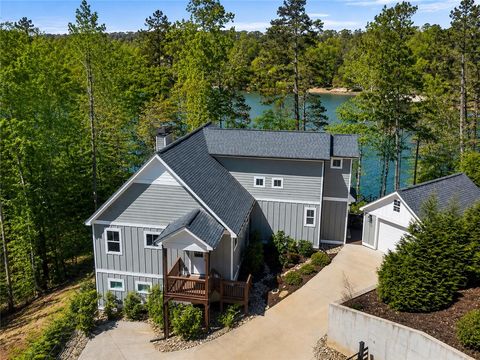Photo of 384 Lakemont Drive, Westminster, SC 29693 (MLS # 20301605)