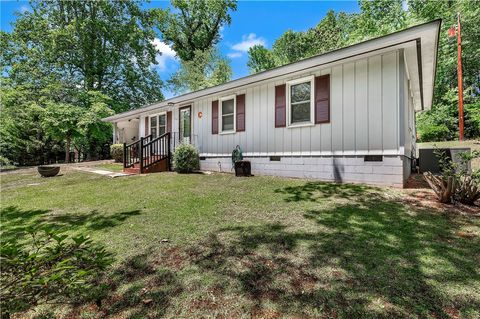 Photo of 225 Meadowlark Drive, Walhalla, SC 29691 (MLS # 20301672)