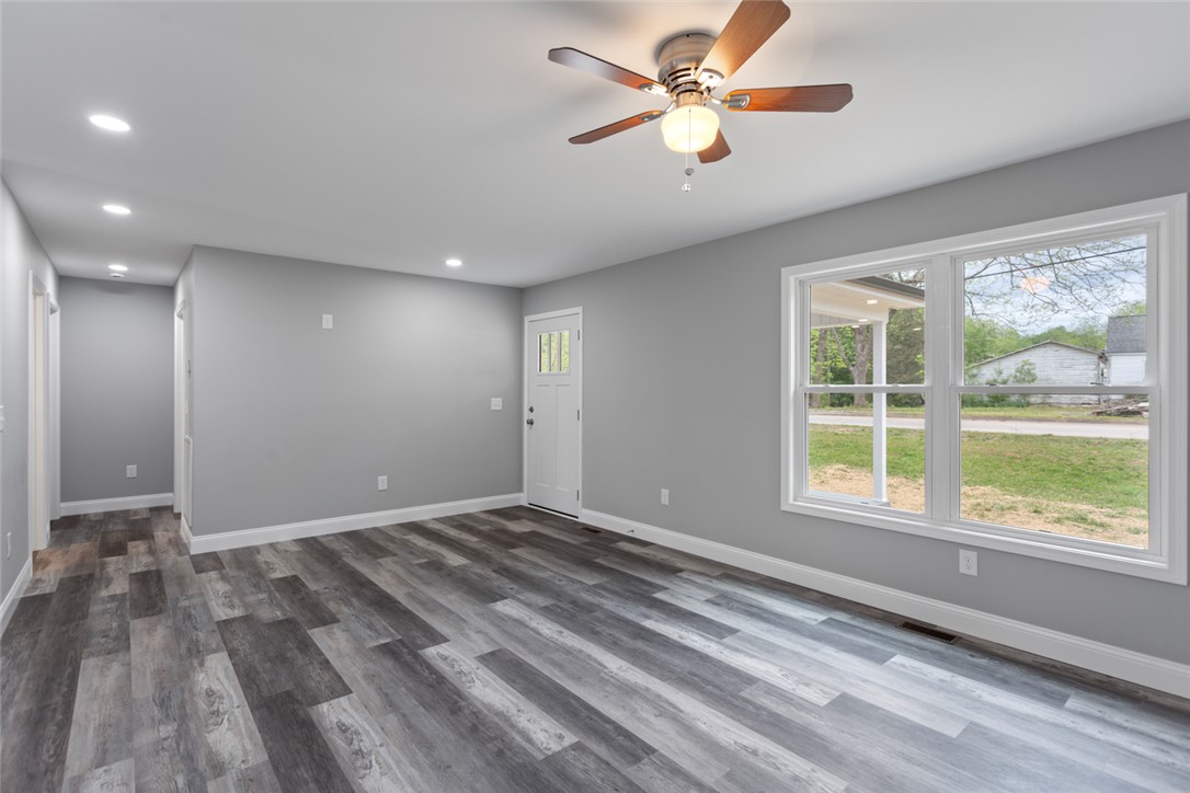 304 Hill Street, Westminster, South Carolina image 7