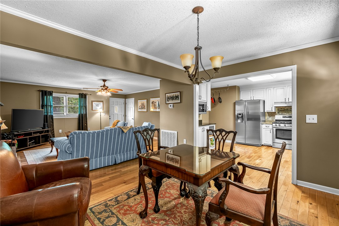 Anderson, South Carolina 29625, United States, 3 Bedrooms Bedrooms, ,2 BathroomsBathrooms,Residential,Active,193144