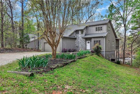Photo of 125 Cove Nook, Six Mile, SC 29682 (MLS # 20299320)