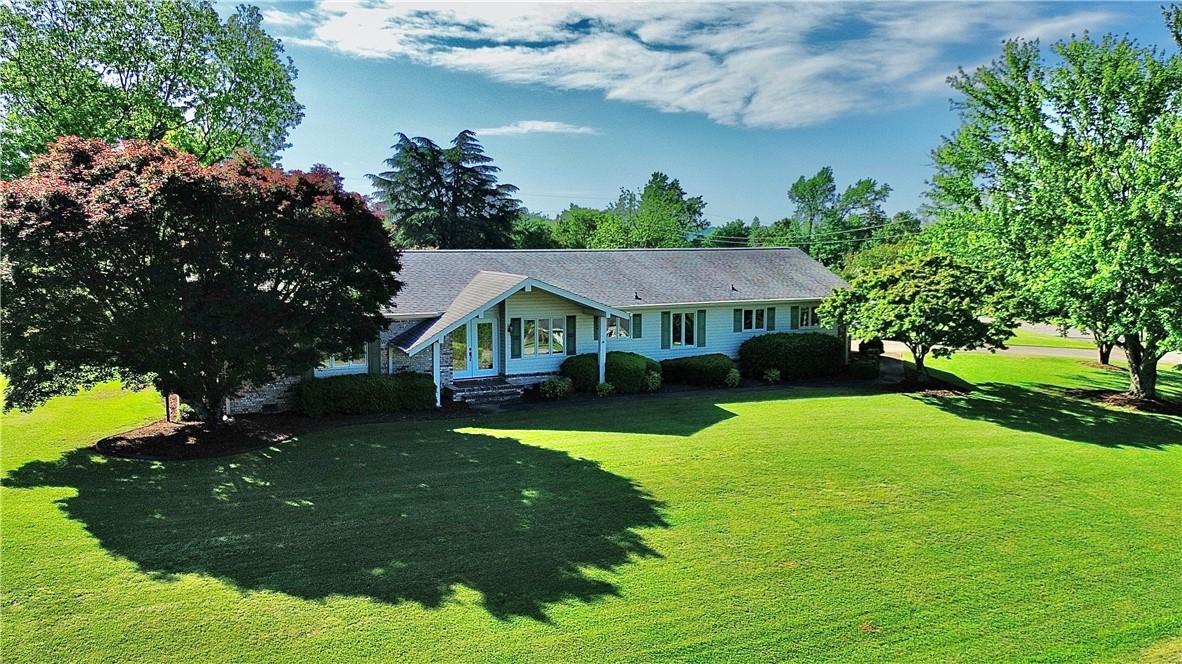 122 Mountainview Drive, Pickens, South Carolina image 1