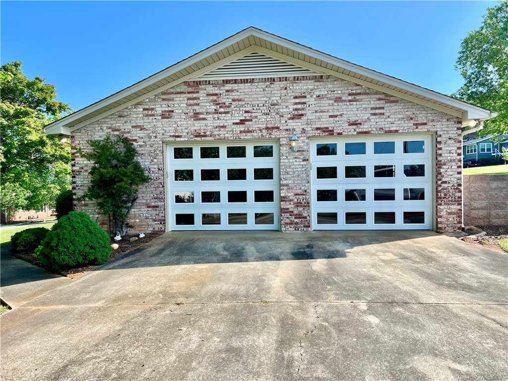 122 Mountainview Drive, Pickens, South Carolina image 5