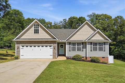 Photo of 130 Saddlebrook Avenue, Pickens, SC 29671 (MLS # 20300960)