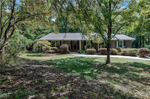 Photo of 223 Kings Way, Clemson, SC 29631 (MLS # 20308440)