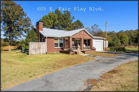 Photo of 605 E Fair Play Boulevard, Fair Play, SC 29643 (MLS # 20293879)