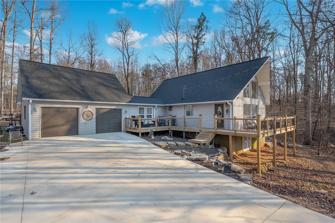 200 N Foxglove Road, Westminster, South Carolina image 1