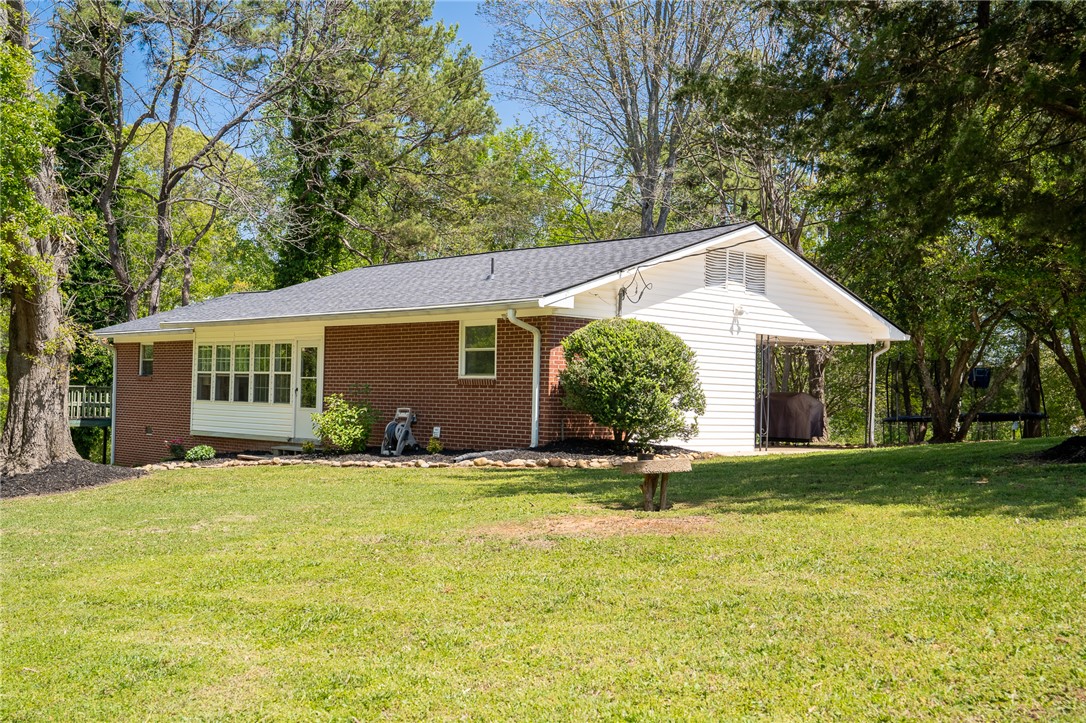 103 Pineknoll Drive, Seneca, South Carolina image 3