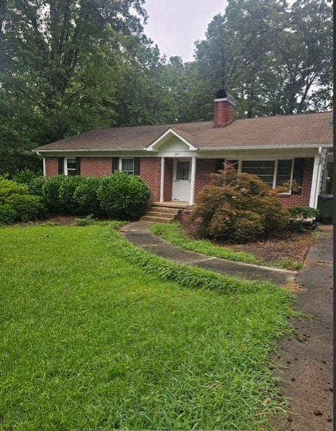 Homes For Rent - 305 Augusta Road<br/> Clemson, SC 29630